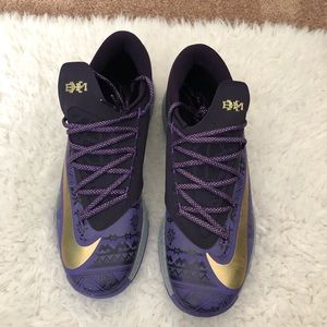 Nike KDs “black history month”